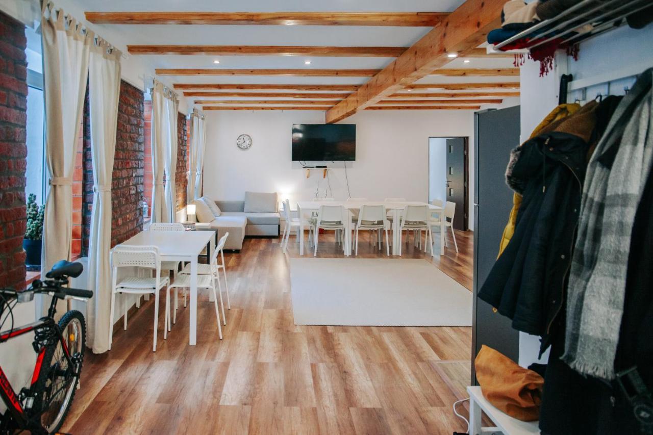 Kali Host Home Away From Home Târgu-Mureş Extérieur photo
