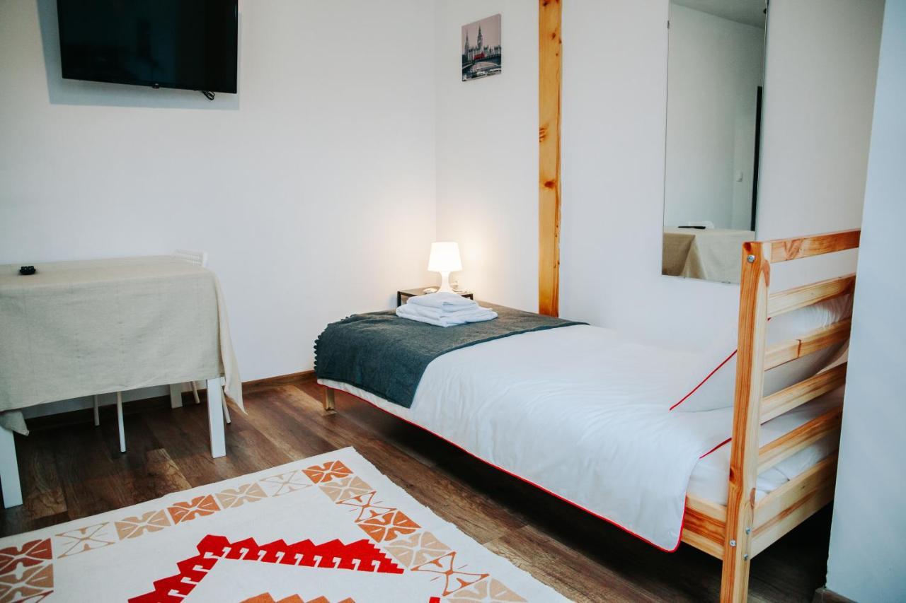 Kali Host Home Away From Home Târgu-Mureş Extérieur photo