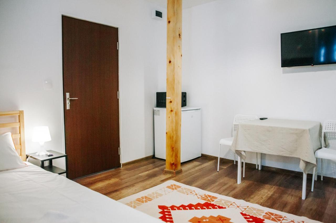 Kali Host Home Away From Home Târgu-Mureş Extérieur photo